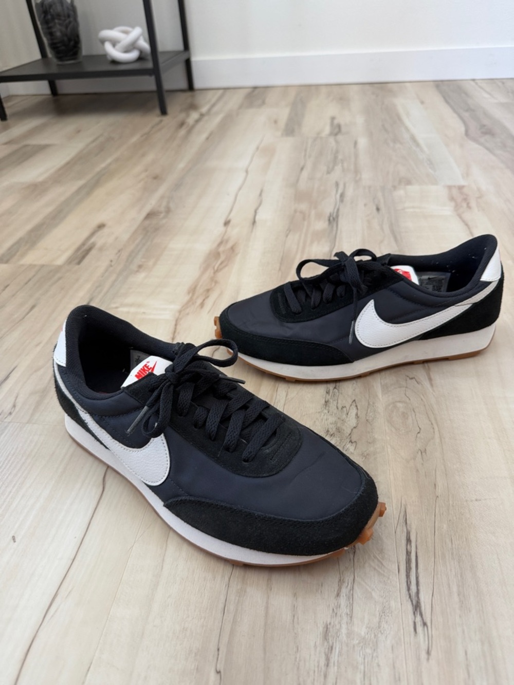 Nike Daybreak Sneakers | Women’s size 9